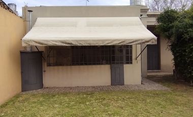 VENTA CASA 4 ambientes  Don Bosco