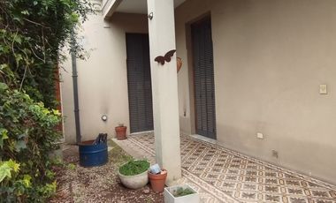 VENTA CASA 4 ambientes  Don Bosco