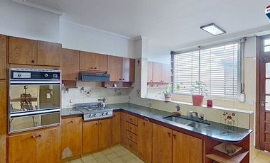 VENTA CASA 6 AMBIENTES EZPELETA