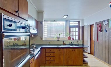 VENTA CASA 6 AMBIENTES EZPELETA