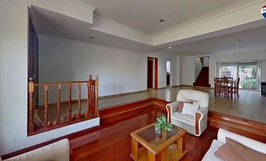 VENTA CASA 6 AMBIENTES EZPELETA