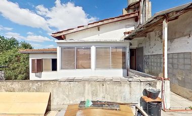 VENTA PH 4 AMBIENTES  A REFACCIONAR EN WILDE