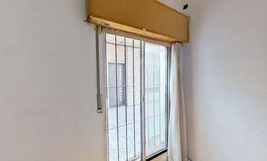 VENTA PH 4 AMBIENTES  A REFACCIONAR EN WILDE