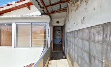 VENTA PH 4 AMBIENTES  A REFACCIONAR EN WILDE