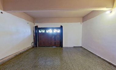 VENTA PH 4 AMBIENTES  A REFACCIONAR EN WILDE