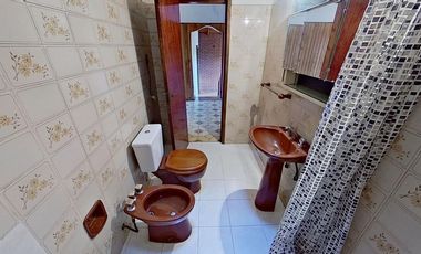 VENTA PH 4 AMBIENTES  A REFACCIONAR EN WILDE
