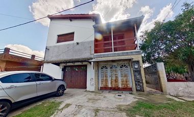 VENTA PH 4 AMBIENTES  A REFACCIONAR EN WILDE