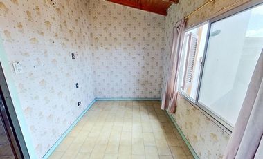 VENTA PH 4 AMBIENTES  A REFACCIONAR EN WILDE