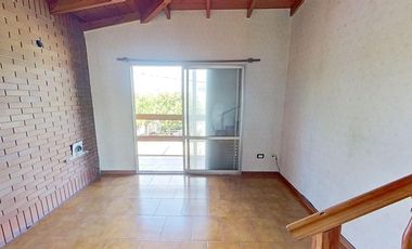 VENTA PH 4 AMBIENTES  A REFACCIONAR EN WILDE