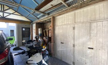 VENTA CASA 5 AMBIENTES LOMAS DE ZAMORA - PERMUTA