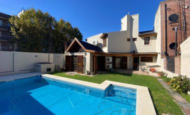 VENTA CASA 5 AMBIENTES LOMAS DE ZAMORA - PERMUTA