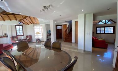 VENTA CASA 5 AMBIENTES LOMAS DE ZAMORA - PERMUTA