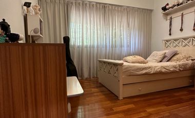 CASA 5 AMBIENTES EN VENTA EN MORENO CON PILETA