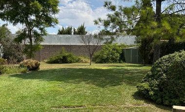CASA 5 AMBIENTES EN VENTA EN MORENO CON PILETA