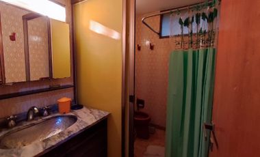 VENTA GALPÓN CON CASA 6 AMBIENTES EZPELETA