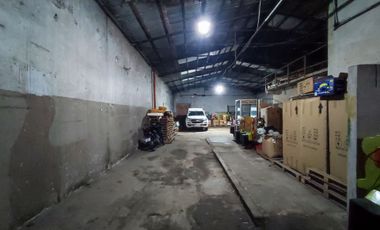VENTA GALPÓN CON CASA 6 AMBIENTES EZPELETA