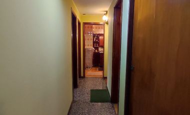 VENTA GALPÓN CON CASA 6 AMBIENTES EZPELETA