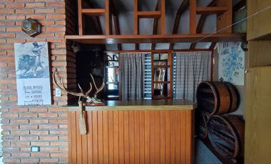 VENTA GALPÓN CON CASA 6 AMBIENTES EZPELETA