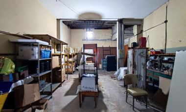 VENTA GALPÓN CON CASA 6 AMBIENTES EZPELETA