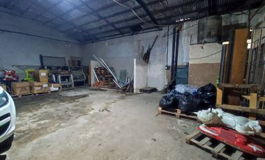 VENTA GALPÓN CON CASA 6 AMBIENTES EZPELETA