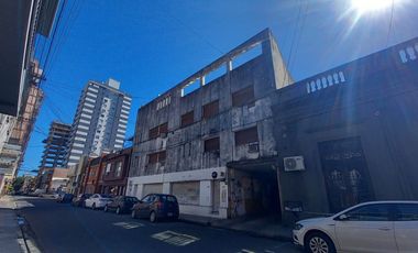 VENTA COCHERA EN MICROCENTRO