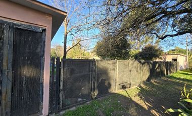 Venta Casa con pileta Pueblo Esther, un dormitorio