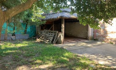 REMAX VENDE CASA QUINTA EN SAUCE VIEJO