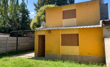 REMAX VENDE CASA QUINTA EN SAUCE VIEJO