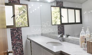 Casa en Arriendo en Santa María de Manquehue, Vitacura