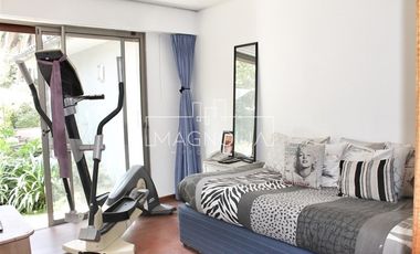 Casa en Arriendo en Santa María de Manquehue, Vitacura