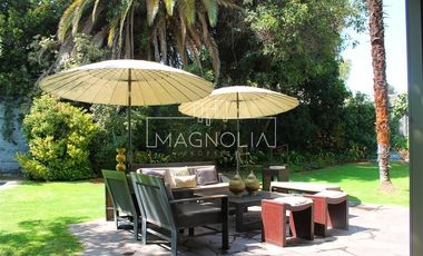 Casa en Arriendo en Santa María de Manquehue, Vitacura