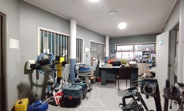 Local Comercial en Venta en Oportunidad en Sector Industrial!!...