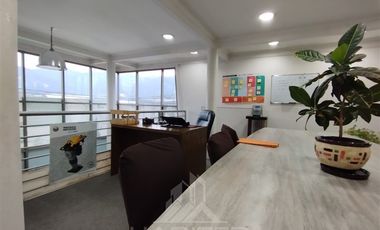 Local Comercial en Venta en Oportunidad en Sector Industrial!!...