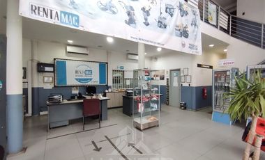 Local Comercial en Venta en Oportunidad en Sector Industrial!!...