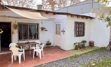CASA 4 AMBIENTES BERNAL COCHERA APTO CREDITO