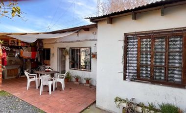 CASA 4 AMBIENTES BERNAL COCHERA APTO CREDITO