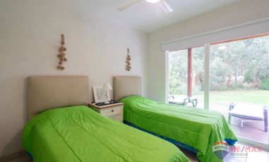 venta Casa Costa Esmeralda Senderos 4 dormitorios