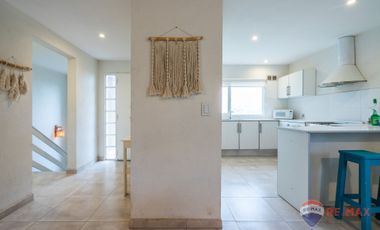 venta Casa Costa Esmeralda Senderos 4 dormitorios