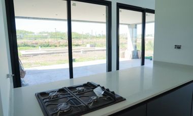 CASA EN VENTA SAN SEBASTIAN
