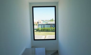 CASA EN VENTA SAN SEBASTIAN
