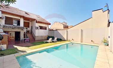 Casa chalet venta Quilmes,6 ambientes APTO CRÉDITO
