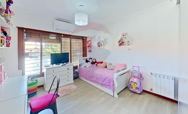 Casa chalet venta Quilmes,6 ambientes APTO CRÉDITO