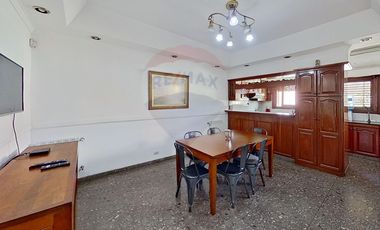 Casa chalet venta Quilmes,6 ambientes APTO CRÉDITO