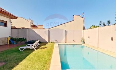 Casa chalet venta Quilmes,6 ambientes APTO CRÉDITO