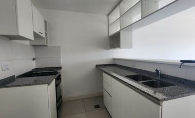 Departamento de 2 amb, c/cochera, 46m2 Exc. estado