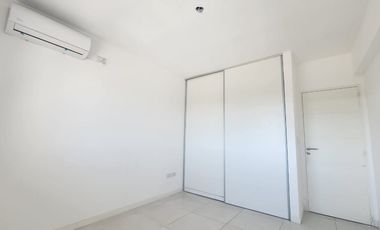 Departamento de 2 amb, c/cochera, 46m2 Exc. estado