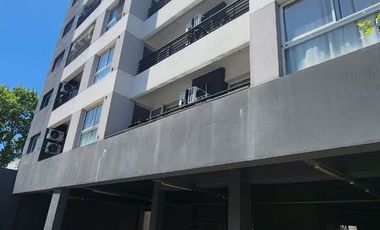 Departamento de 2 amb, c/cochera, 46m2 Exc. estado