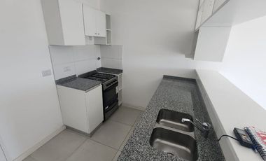 Departamento de 2 amb, c/cochera, 46m2 Exc. estado