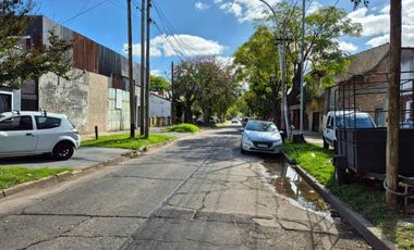 LOTE CASA A DEMOLER -OPORTUNIDAD REMED de ESCALADA