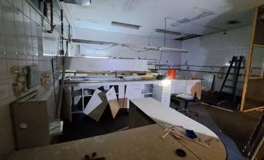 VENTA NAVE INDUSTRIAL MERLO OFIC SALIDA A 3 CALLES